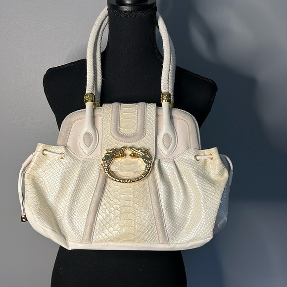 Hot in Hollywood Handbags - Hot in Hollywood genuine leather purse
